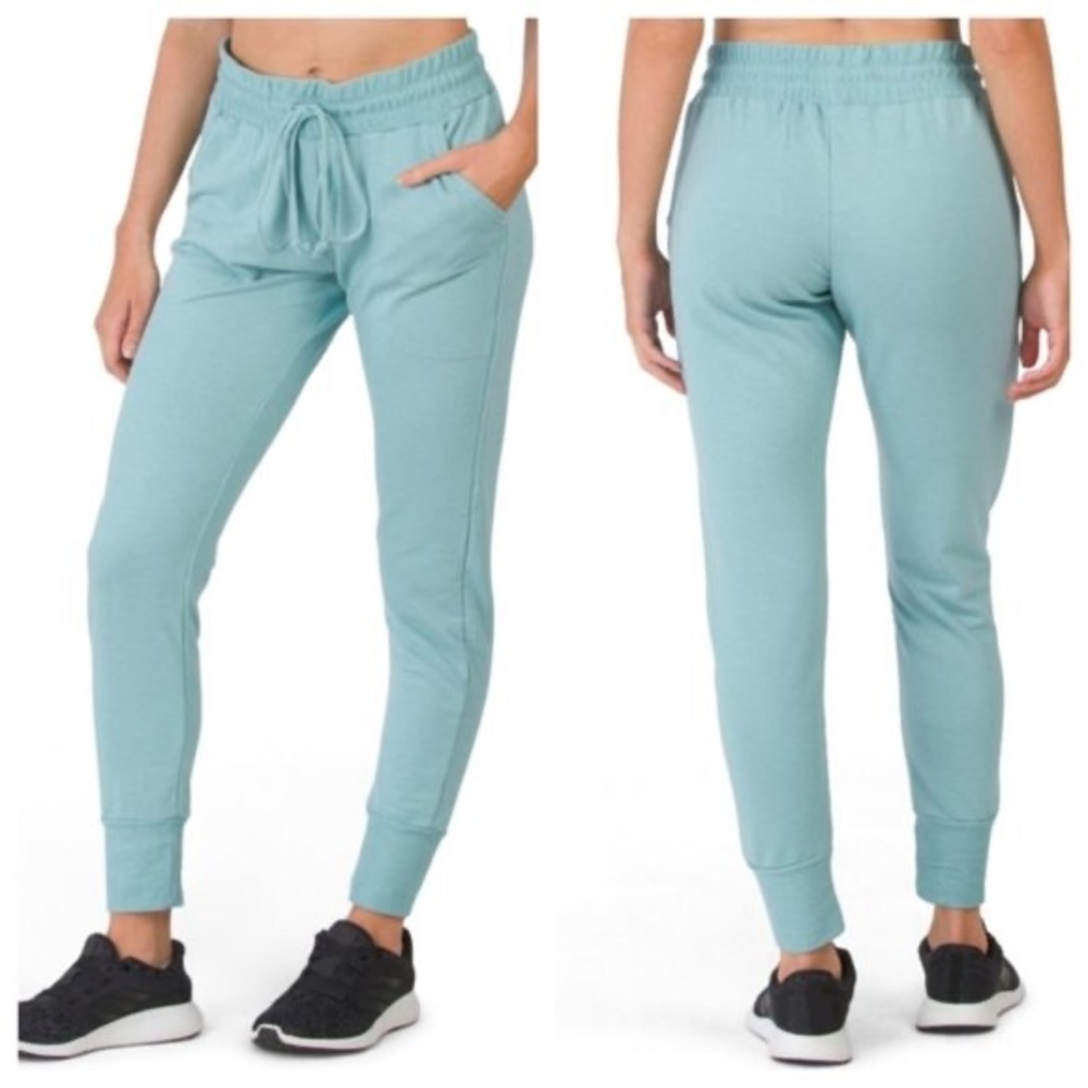 Free People Movement
Sunny Skinny Sweats jogger pants